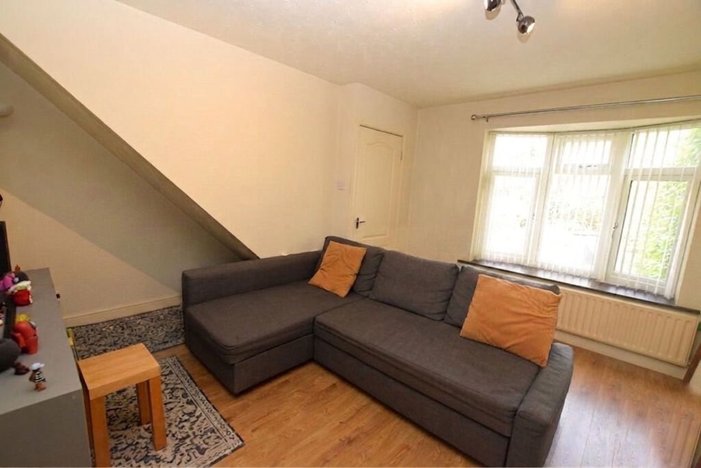 Property photo 3 of 16
