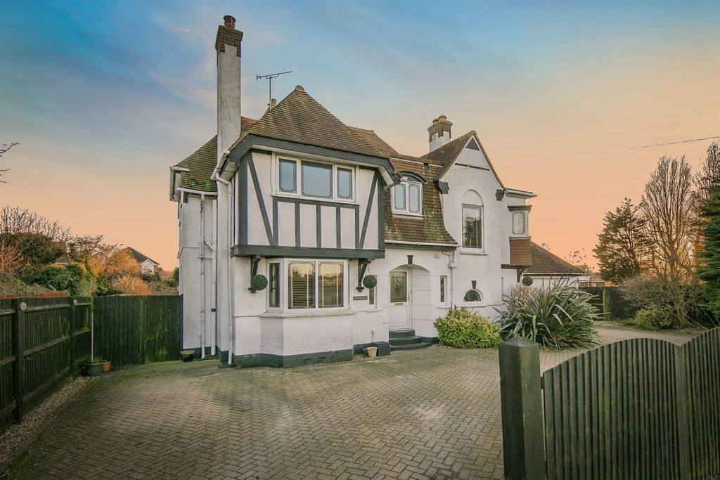 Property photo 1 of 19