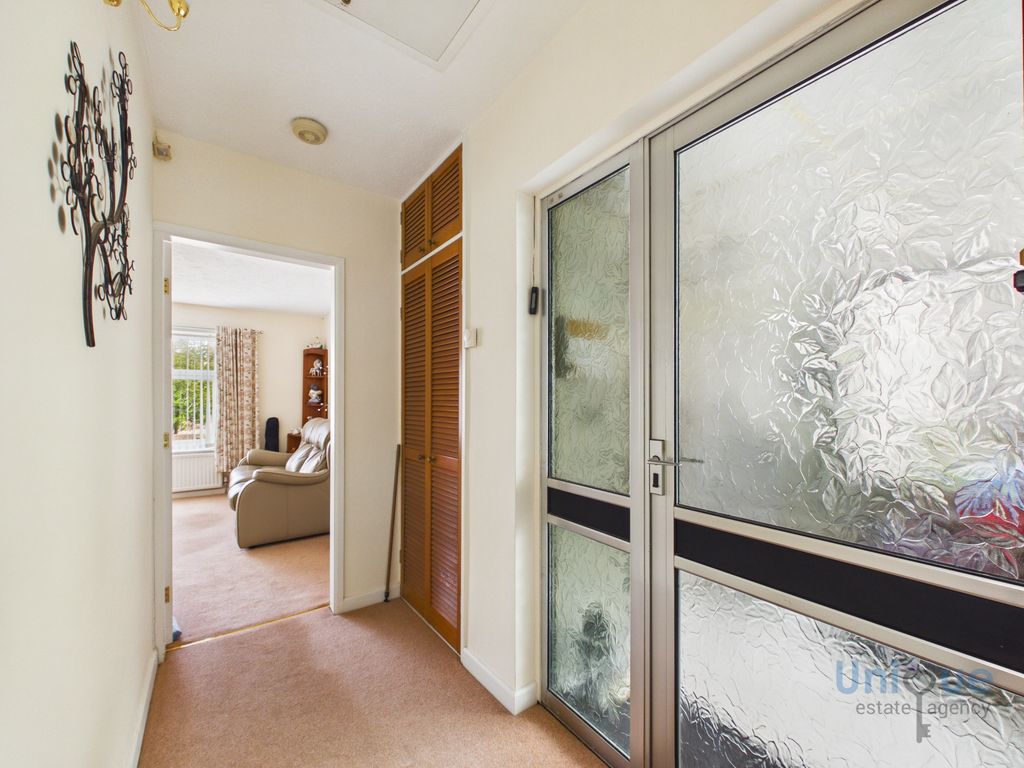 Property photo 3 of 41