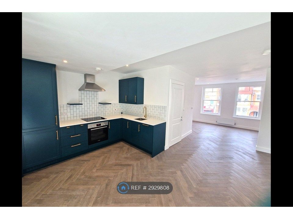 Property photo 2 of 11 Sizeable Kitchen And Living Area