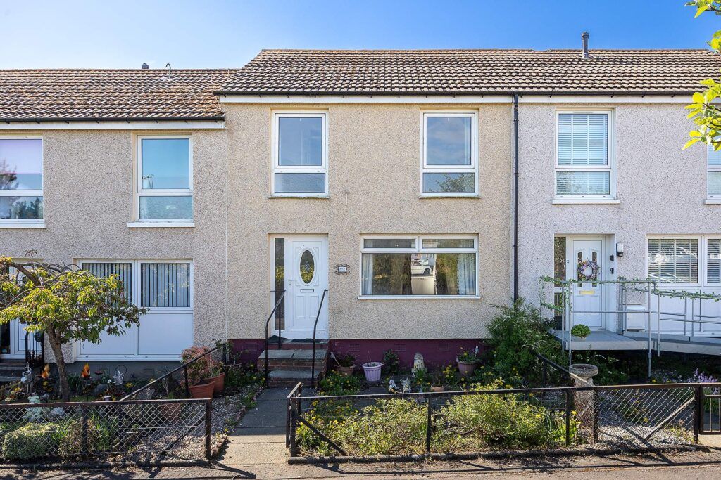 Property photo 1 of 25
