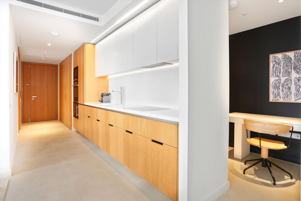 Property photo 1 of 20 Image