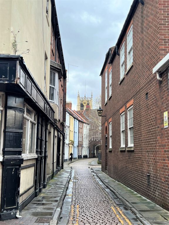 Property photo 3 of 11 Gallery