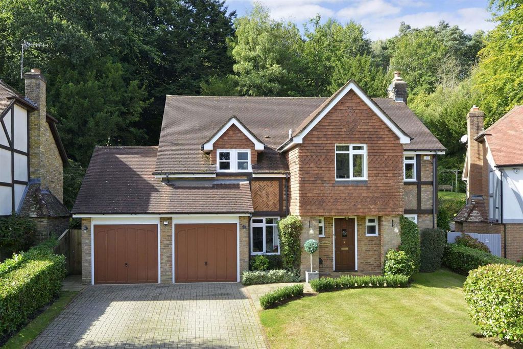 Property photo 1 of 19 Ph2_5464392Z-1920.Jpg