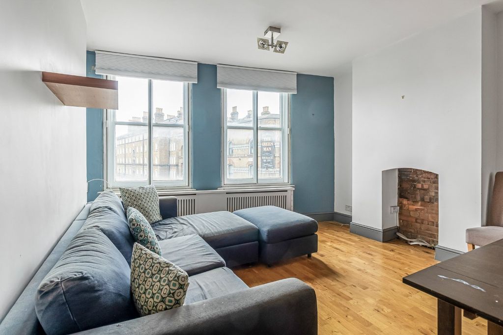 Property photo 2 of 32 Picture No. 48