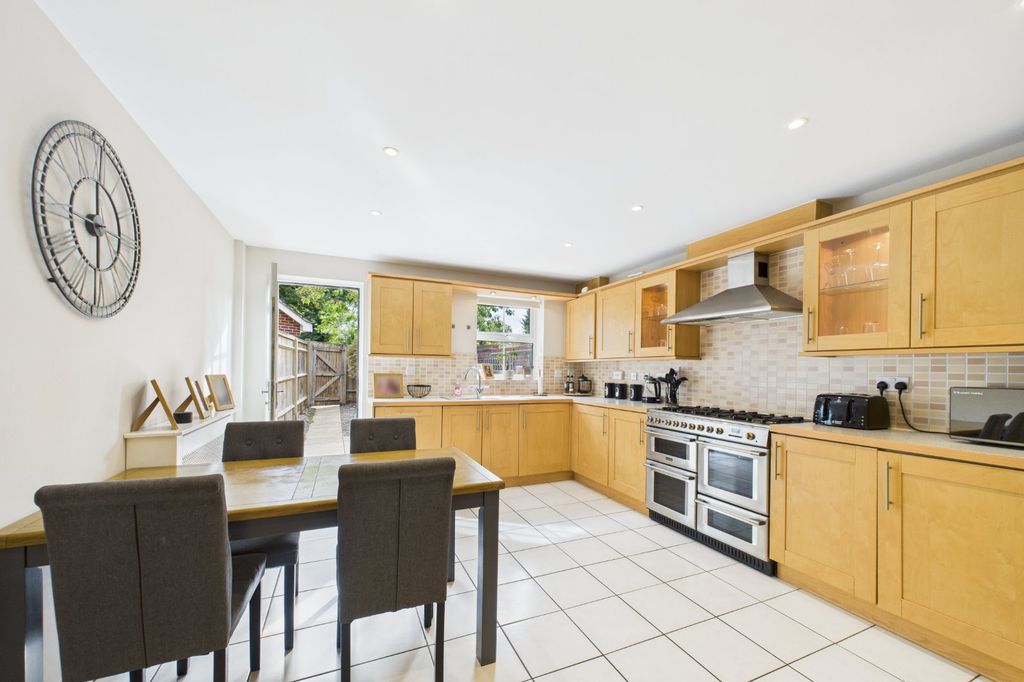 Property photo 3 of 10 Picture No. 03