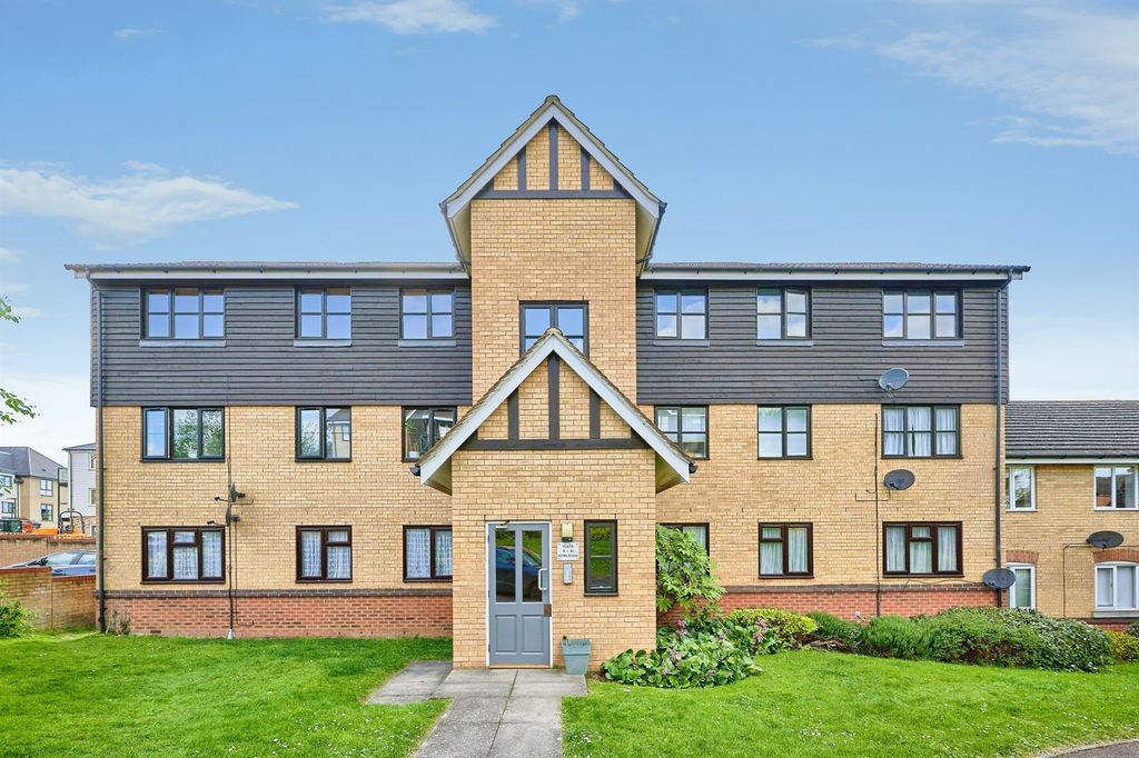 Property photo 1 of 10