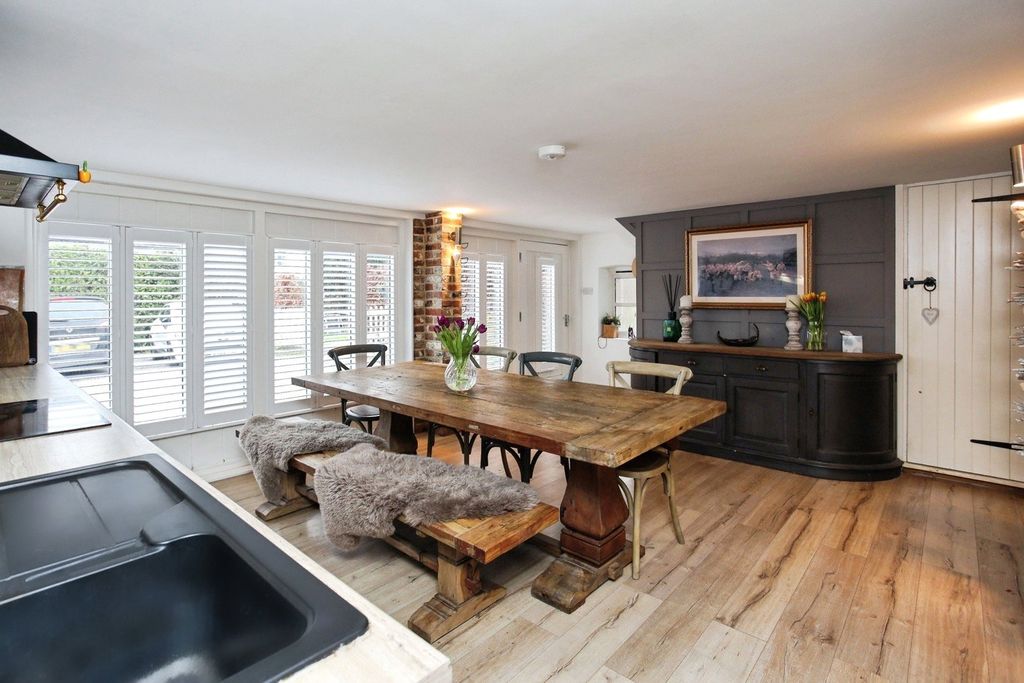 Property photo 2 of 15 Picture No. 39