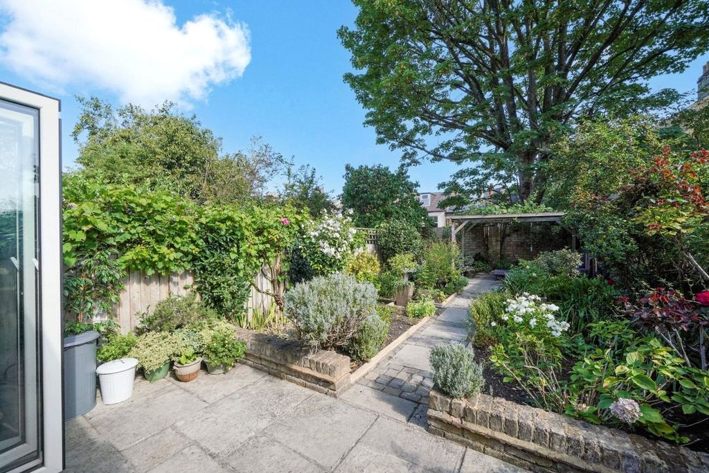 Property photo 3 of 17 Picture No. 07