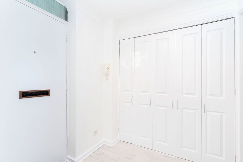 Property photo 2 of 13 Entrance Hallway