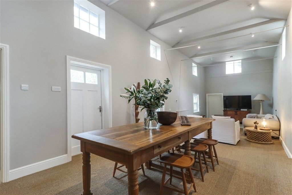 Property photo 3 of 13 Lounge/Diner