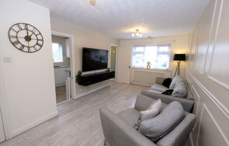 Property photo 3 of 12 Photo 3