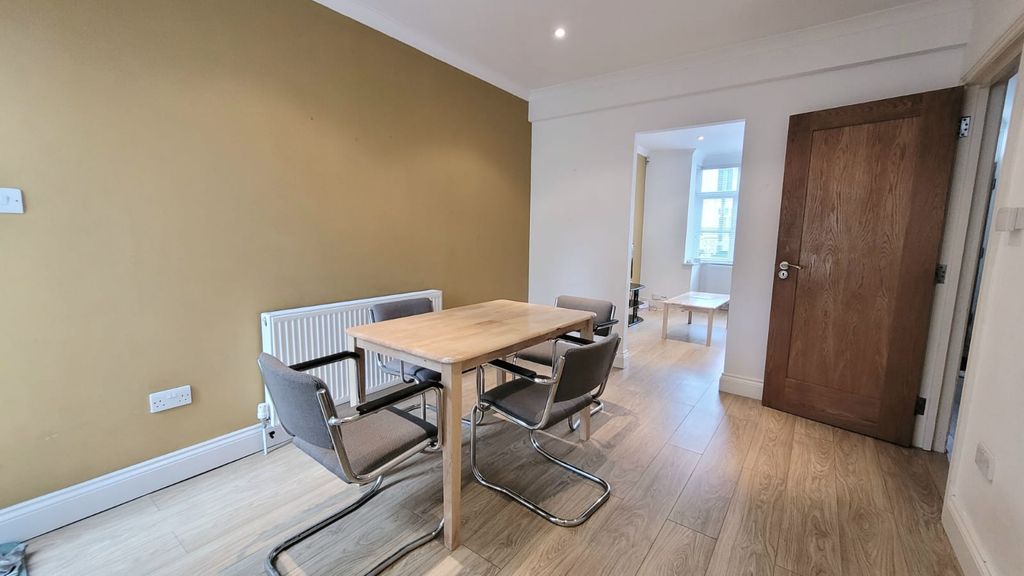 Property photo 1 of 14 Image