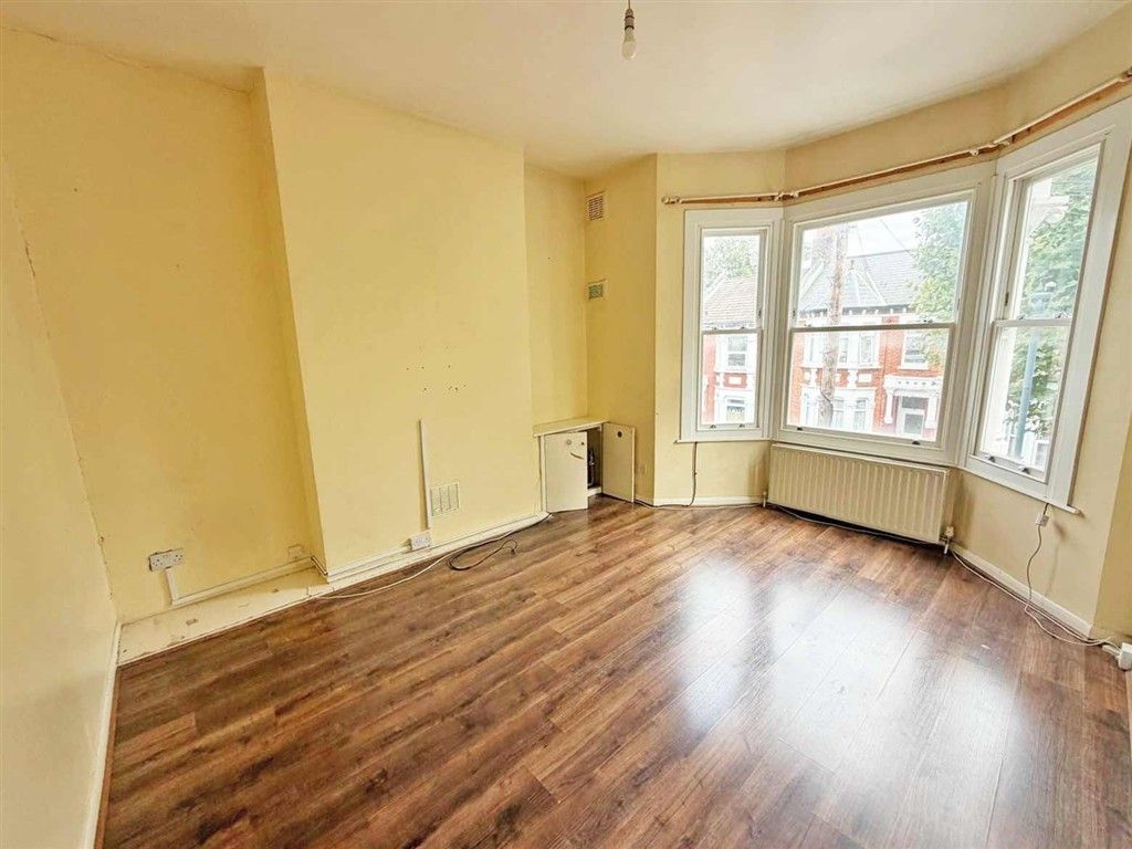 Property photo 2 of 4