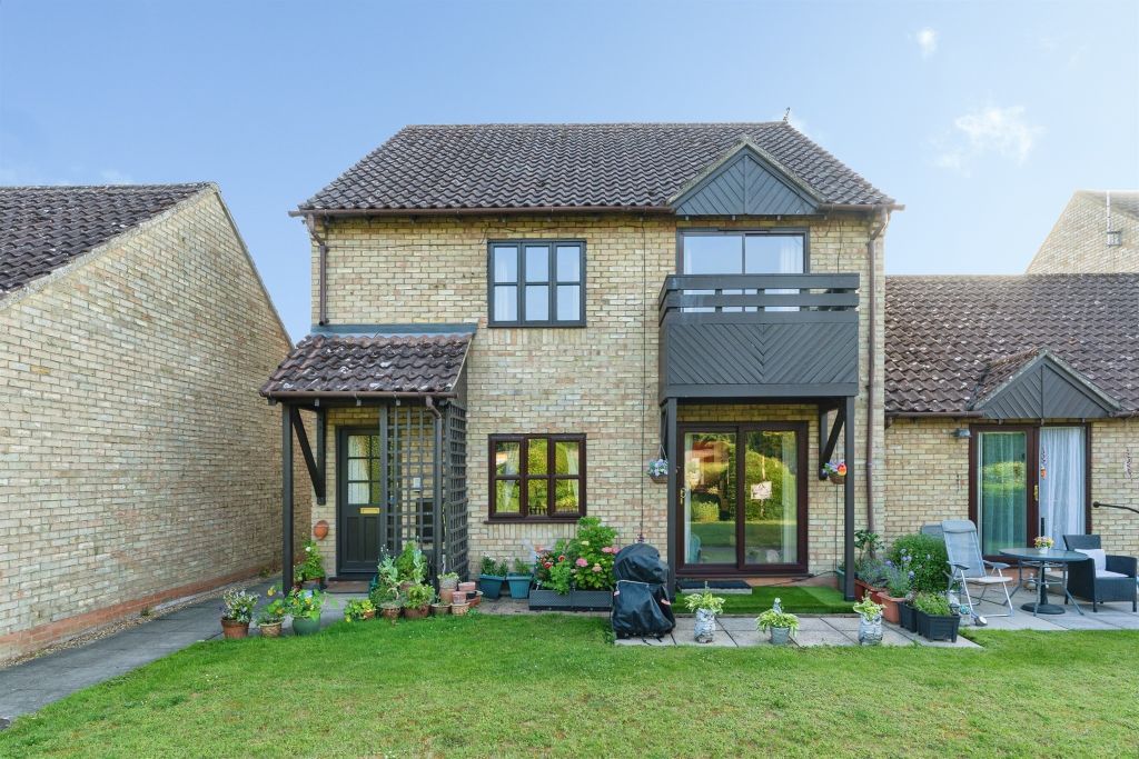 Property photo 1 of 17