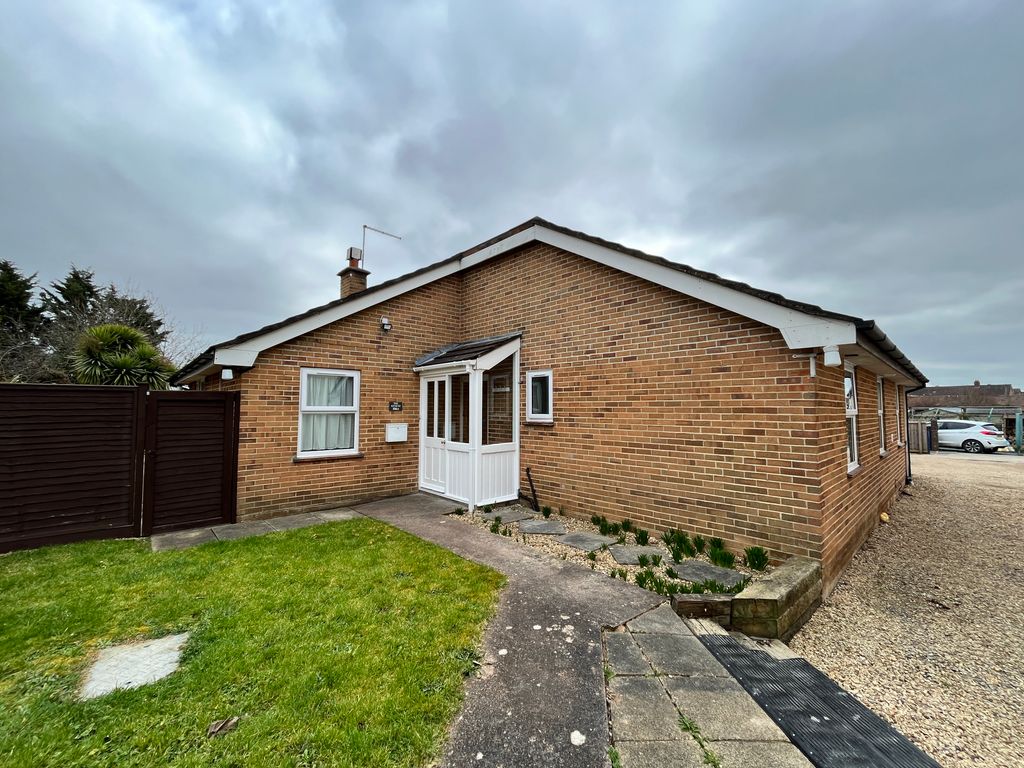 Property photo 1 of 17 Image