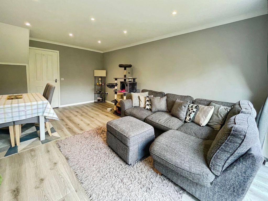Property photo 2 of 11 Pbox-Img.Jpg