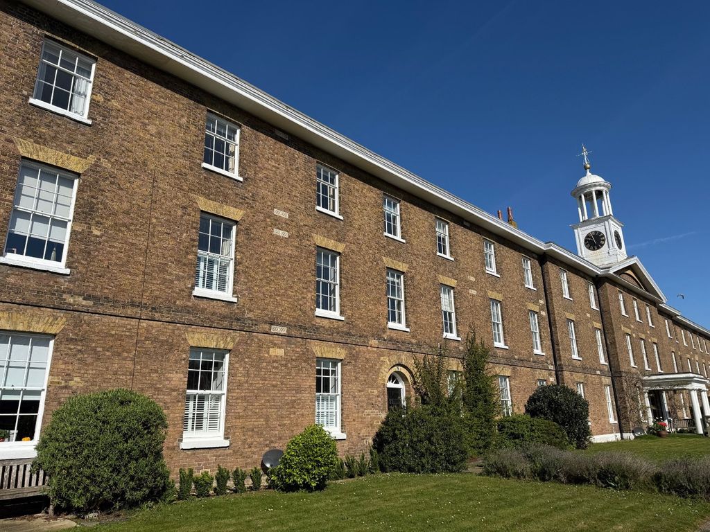 Property photo 1 of 19 Picture No. 04