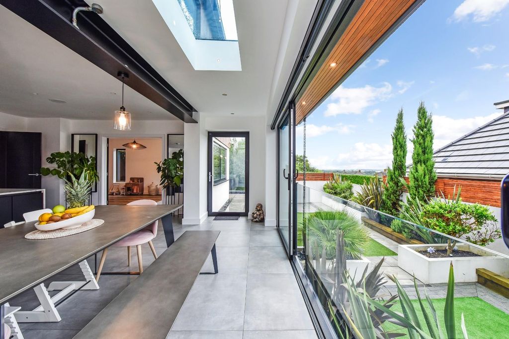 Property photo 2 of 45 Ph43_5438394.Jpg