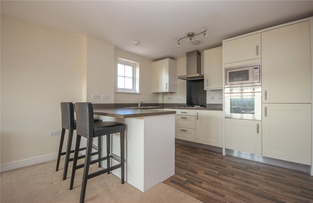 Property photo 2 of 9 Picture No. 20