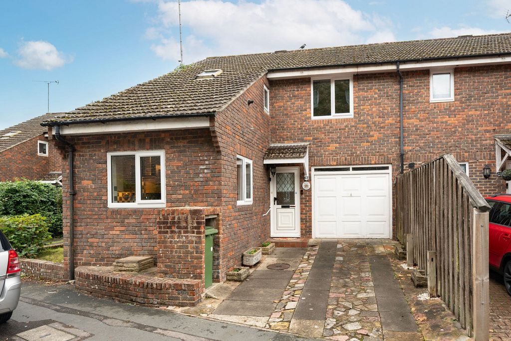 Property photo 1 of 29
