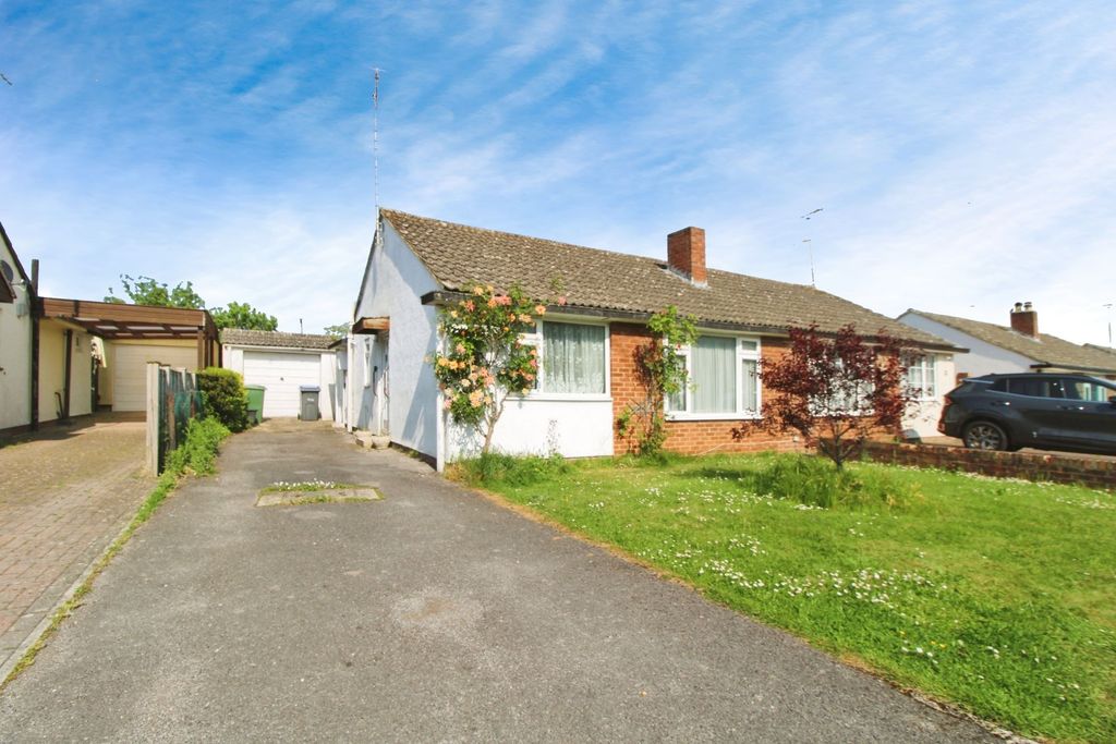 Property photo 1 of 8