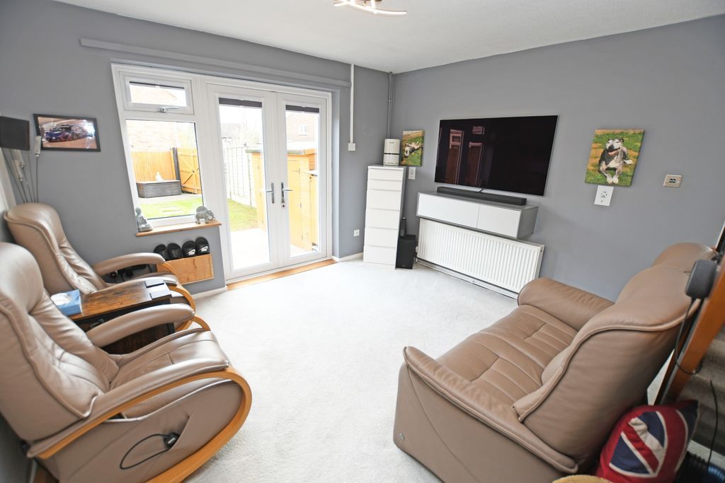 Property photo 3 of 12 Photo 3