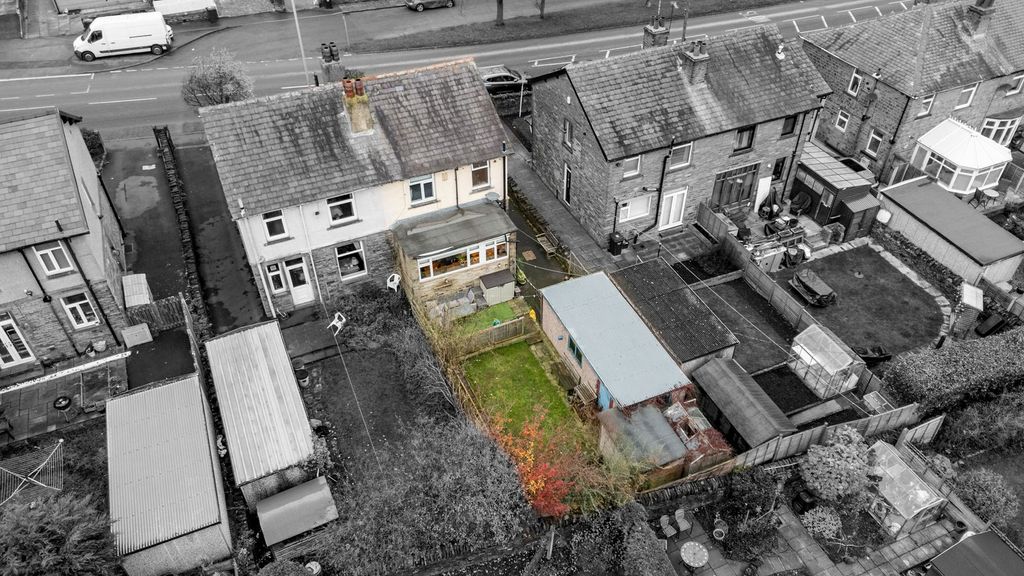 Property photo 2 of 23