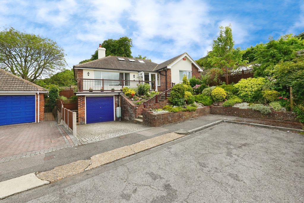 Property photo 1 of 17 Photo
