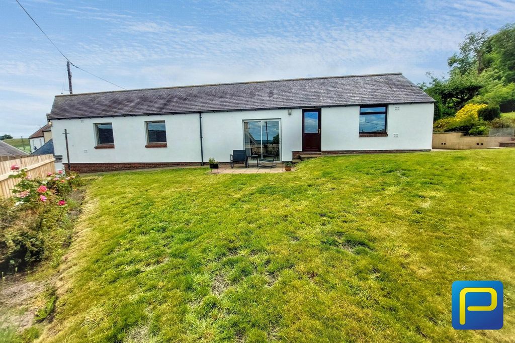Property photo 2 of 36
