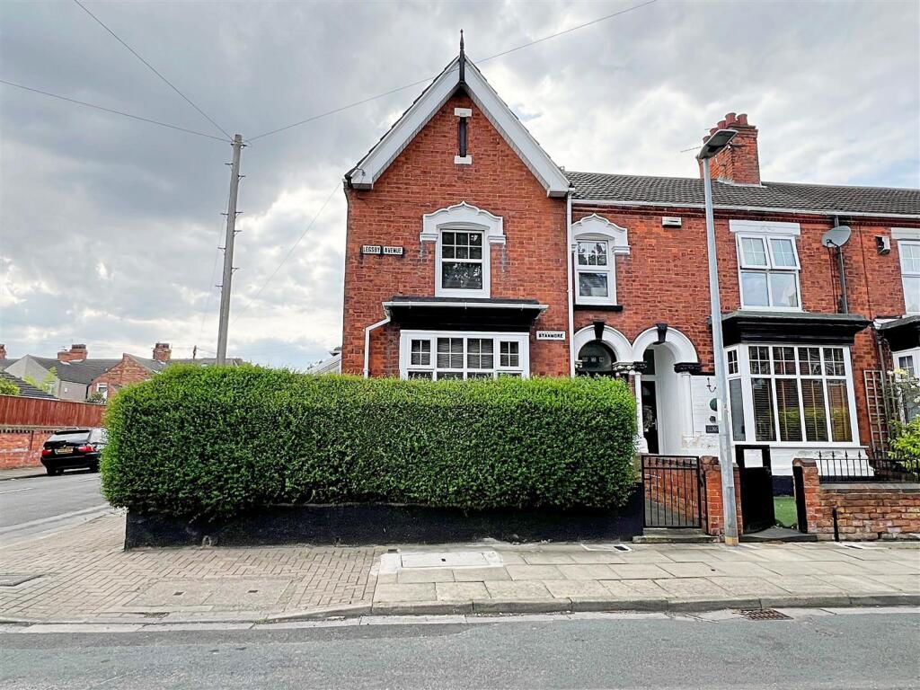 Property photo 1 of 27