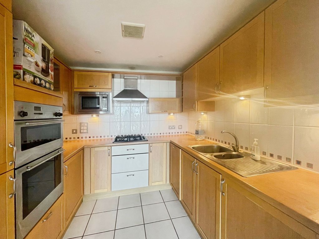 Property photo 3 of 13 Pbox-Img.Jpg