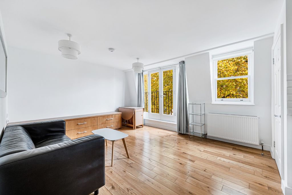 Property photo 1 of 9 4654020