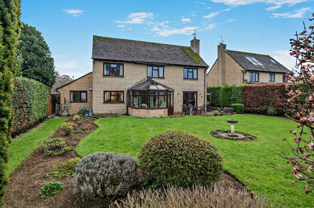 Property photo 2 of 18 Picture No. 13