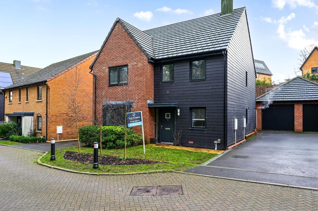 Property photo 1 of 15 Front