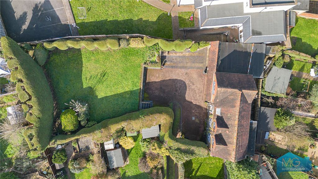 Property photo 3 of 34 Picture No. 31