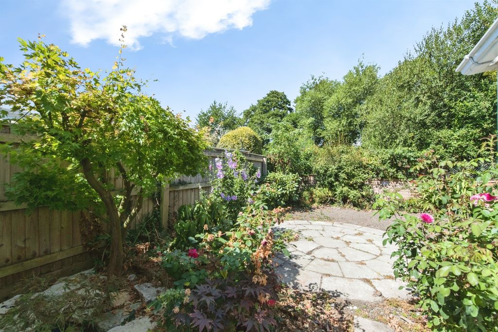 Property photo 3 of 14