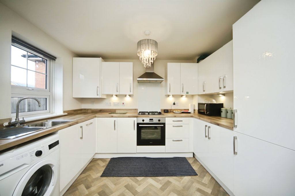 Property photo 3 of 15