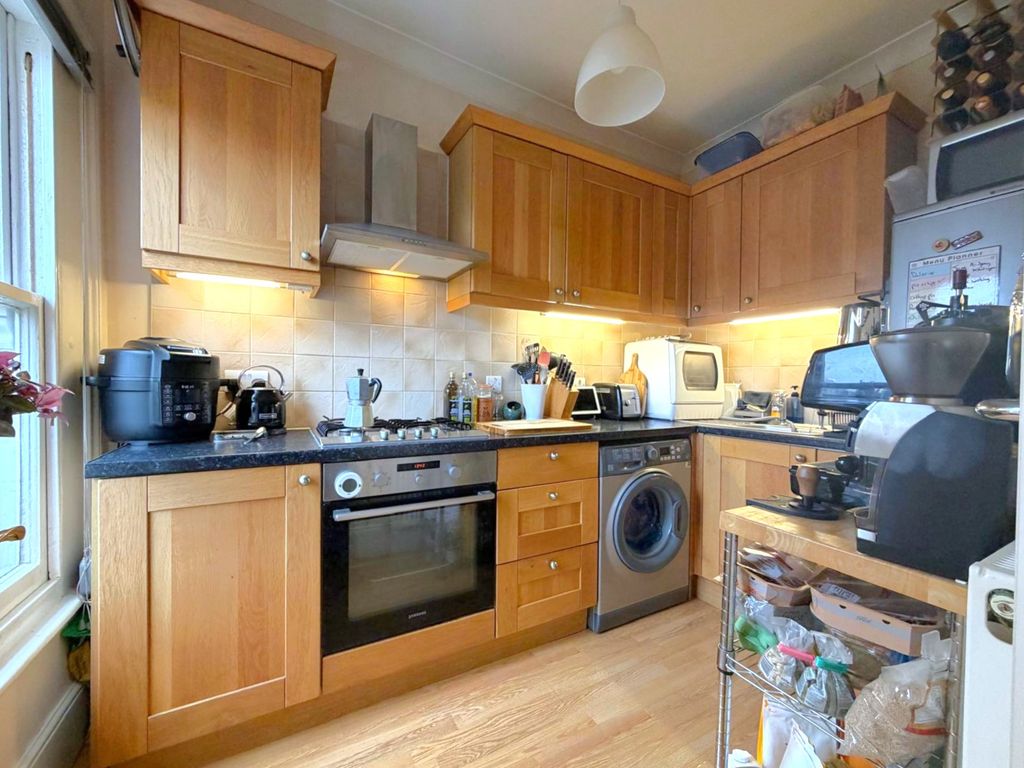 Property photo 2 of 9 Photo-2025-11-27-15-04-09 (2)