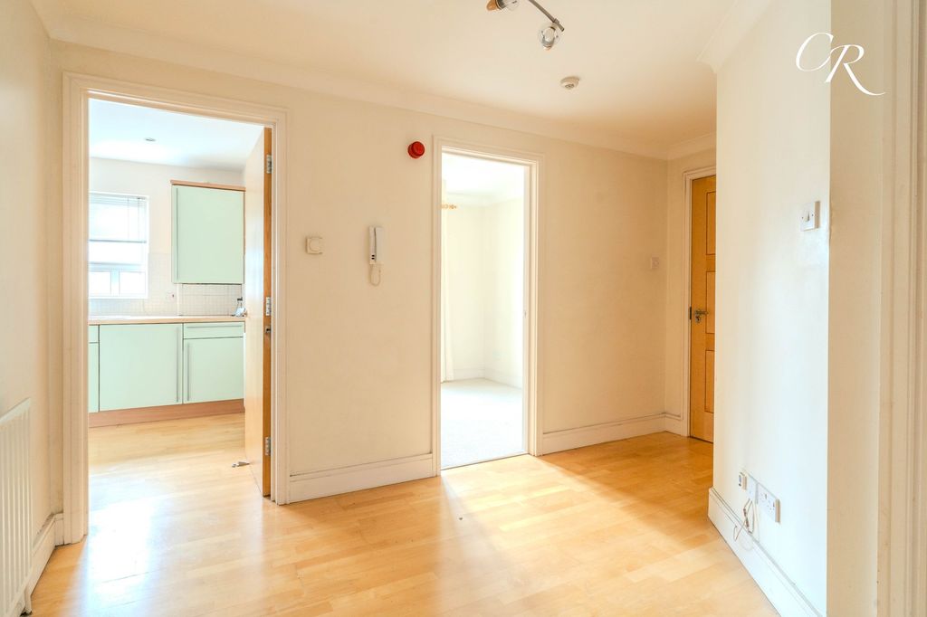 Additional image 7 of 2 bed flat for saleSherborne Street, Cheltenham Town Centre GL52