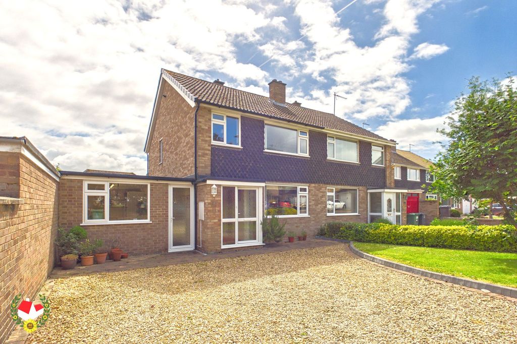 Property photo 1 of 19