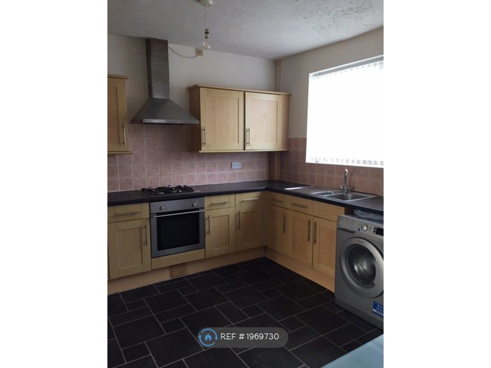 Property photo 1 of 4