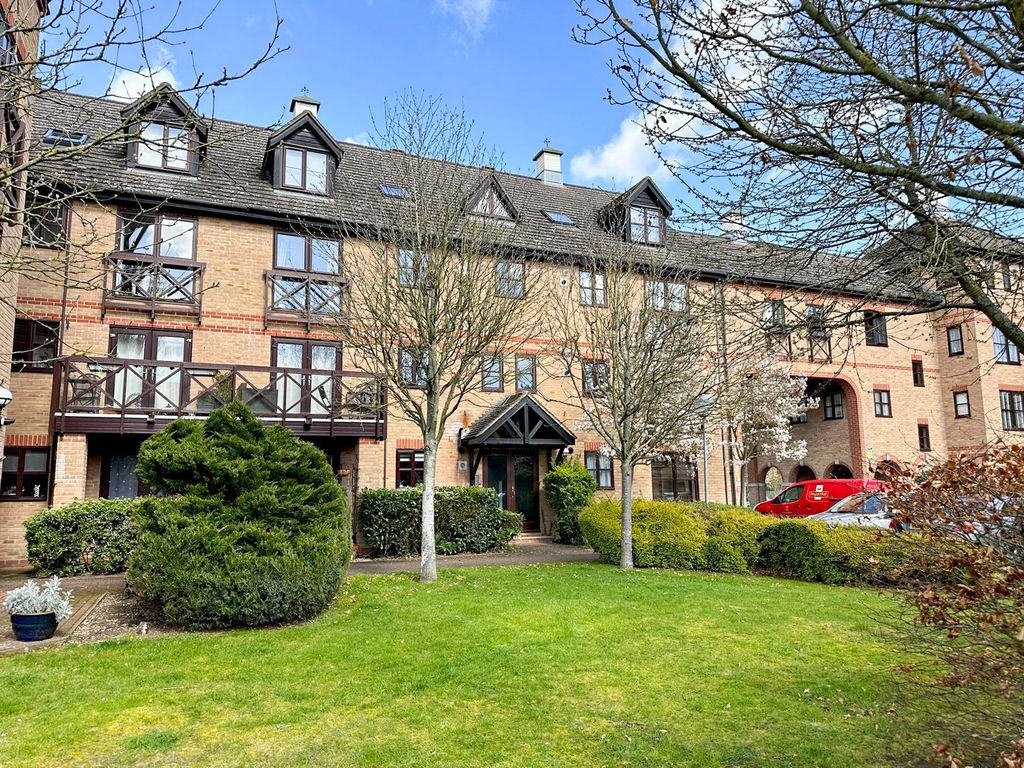 Property photo 1 of 15