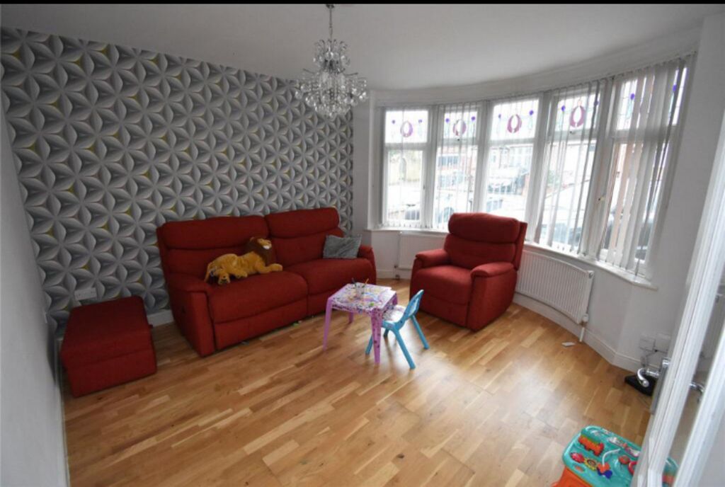Property photo 2 of 21
