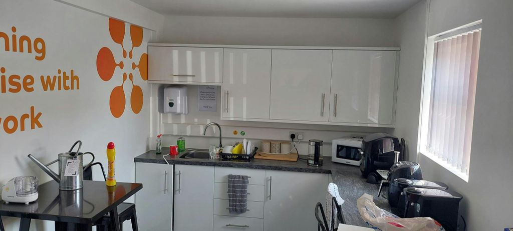 Property photo 3 of 7 Image 3