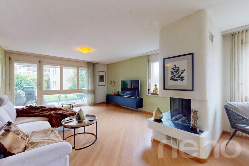 Property photo 2 of 11