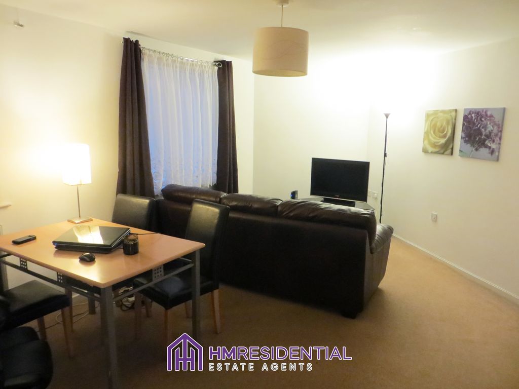 Property photo 2 of 8