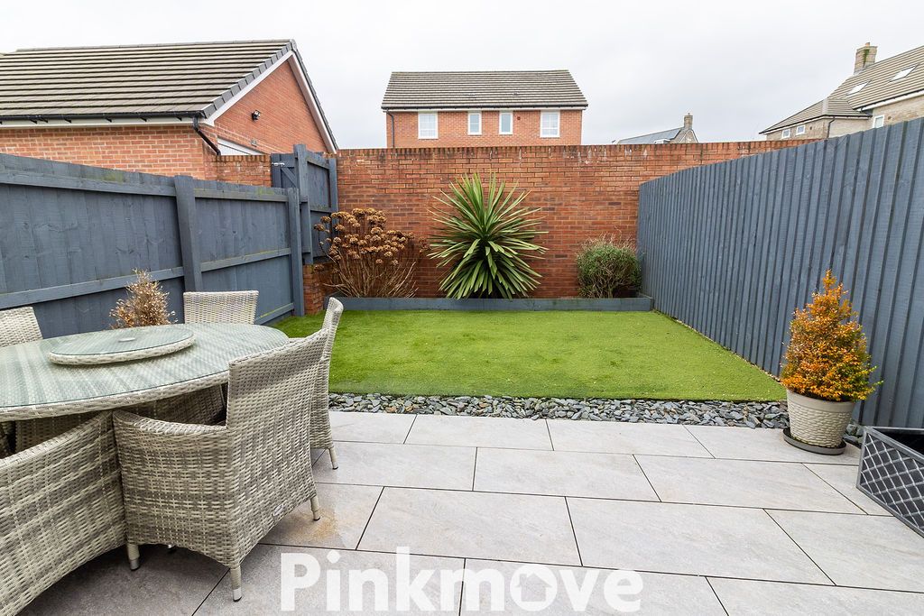 Property photo 2 of 23