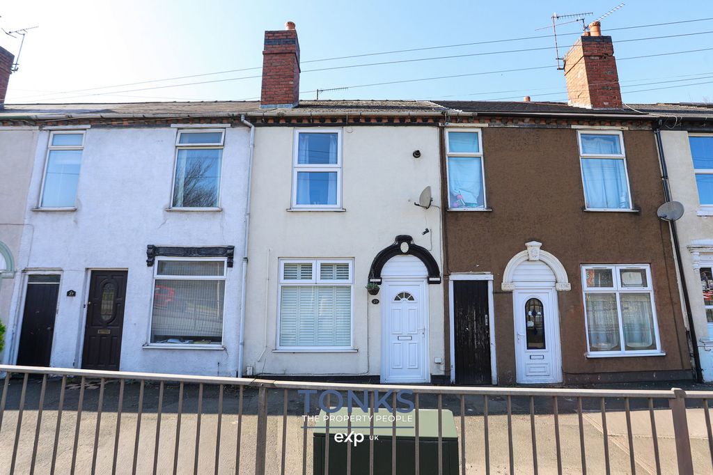 Property photo 1 of 18