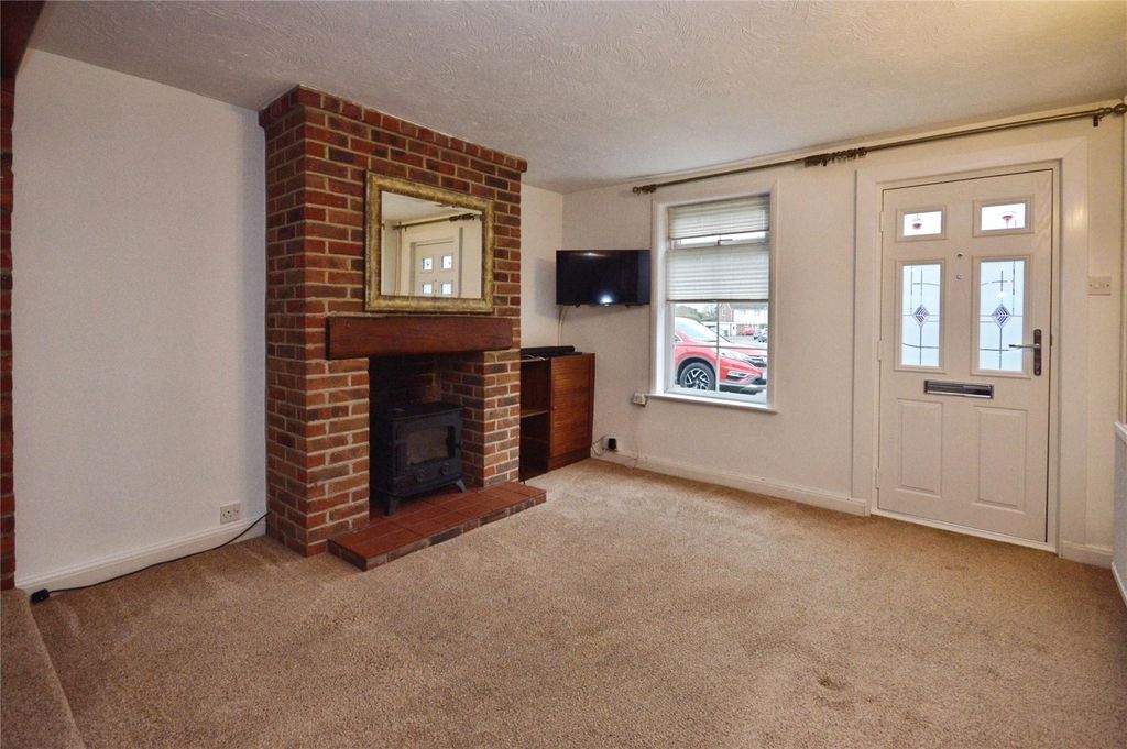 Property photo 2 of 14 Picture No. 18